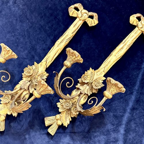 Pair of Italian Carved Giltwood Wall Sconces